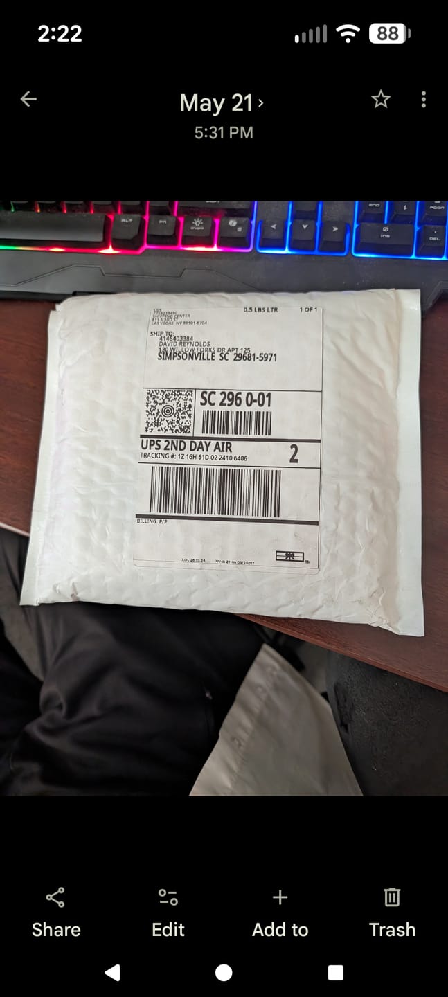 Customer photo review of New Customer Free Gift: Single Promo Pre-Roll + Carry Case