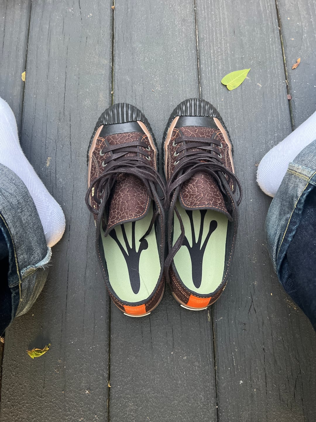 Customer photo review of Grounder by Saeed Ferguson Low-Top Brown/Black