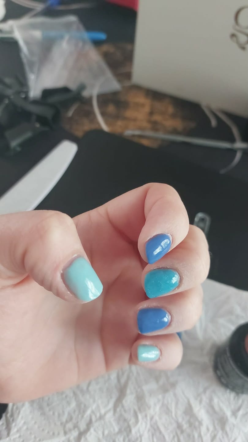 Customer photo review of Mint Breeze Dipping Powder
