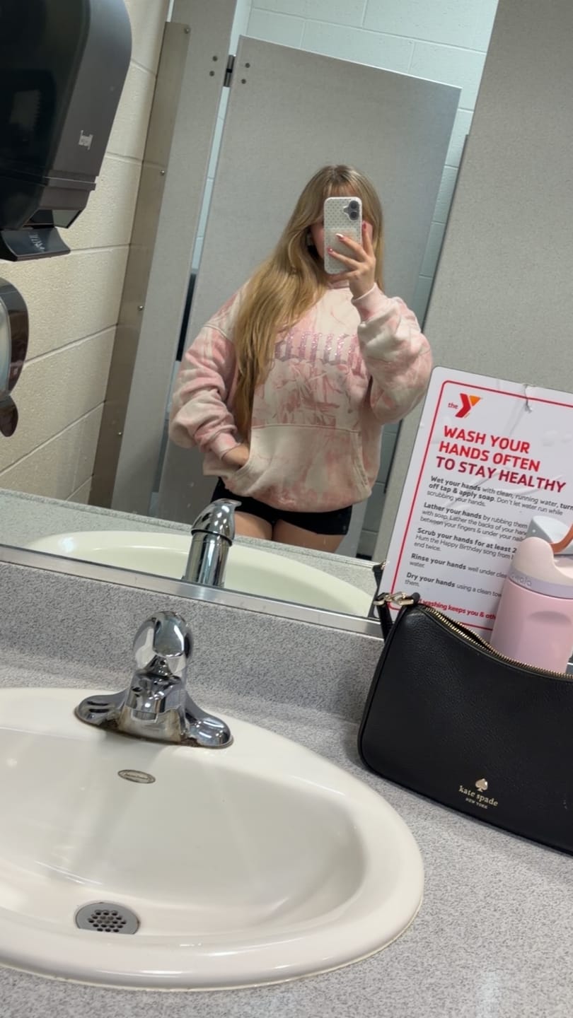 Customer photo review of W5168 - Camo Bling Hoodie