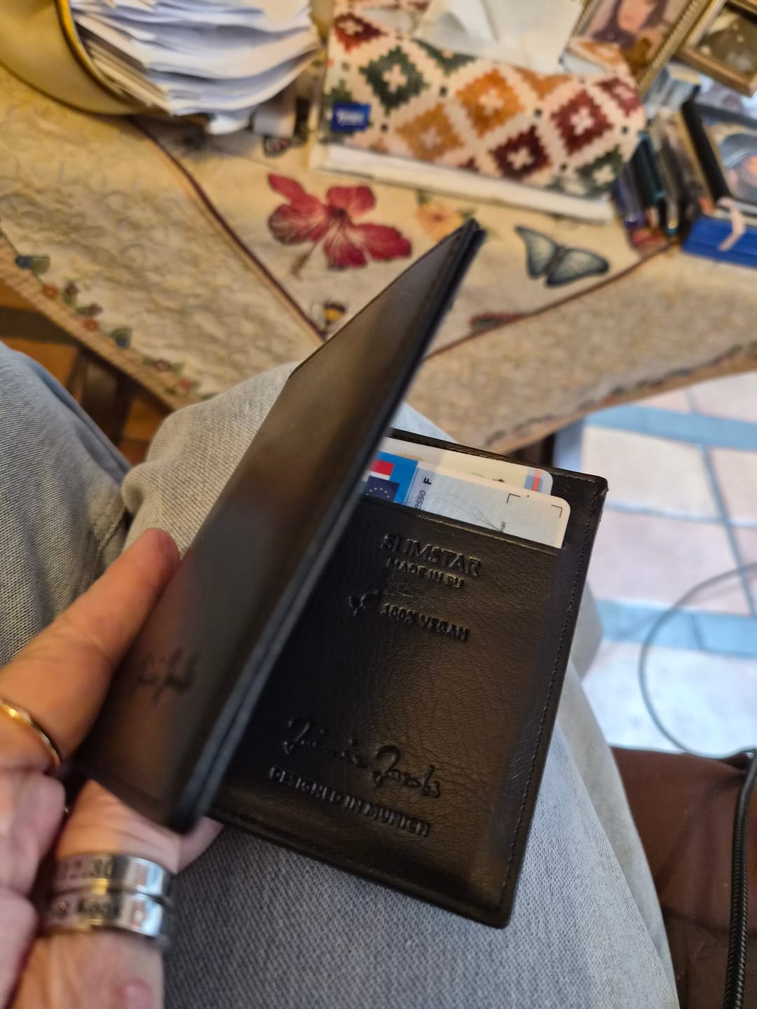 Customer photo review of Flap Boy - Magic Wallet with Coin Pocket