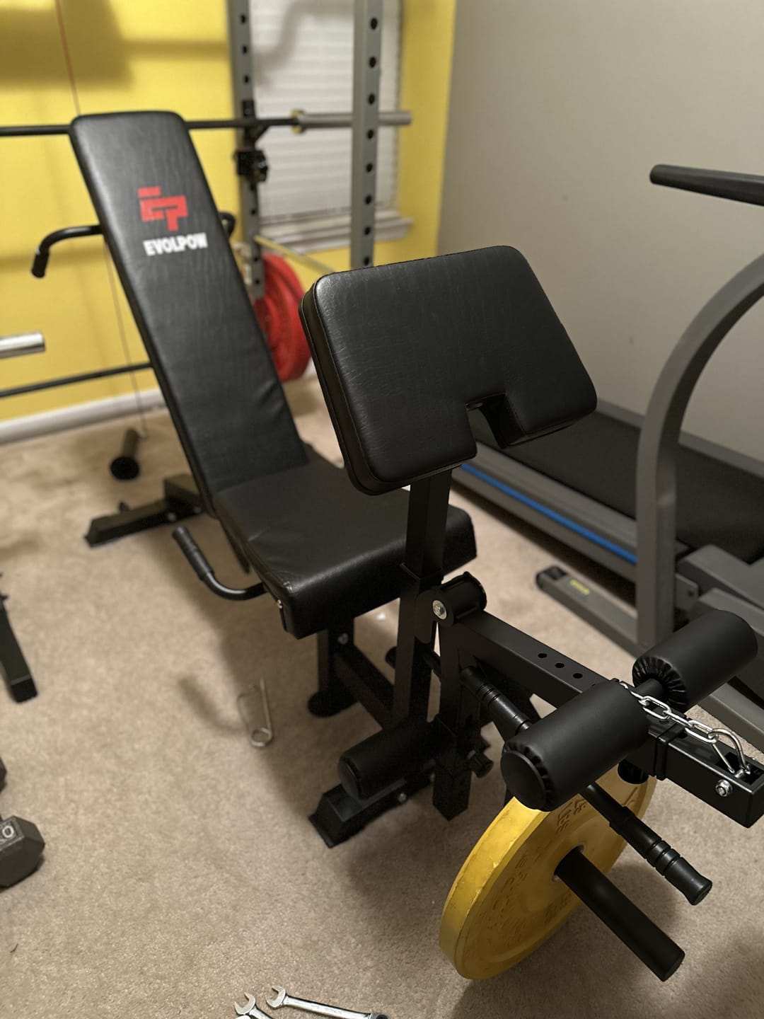 Customer photo review of EVOLPOW BEC Multi-functional Adjustable Weight Bench with Preacher Curl and Leg Extension