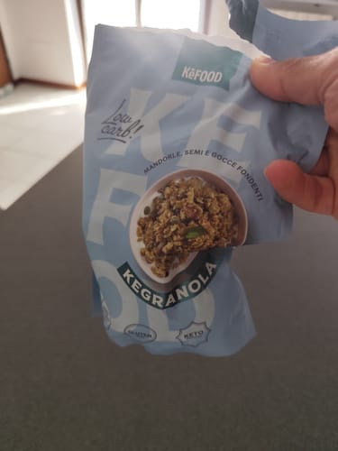 Customer photo review of GRANOLA KETO SENZA ZUCCHERI CON GOCCE DI CIOCCOLATO 225G