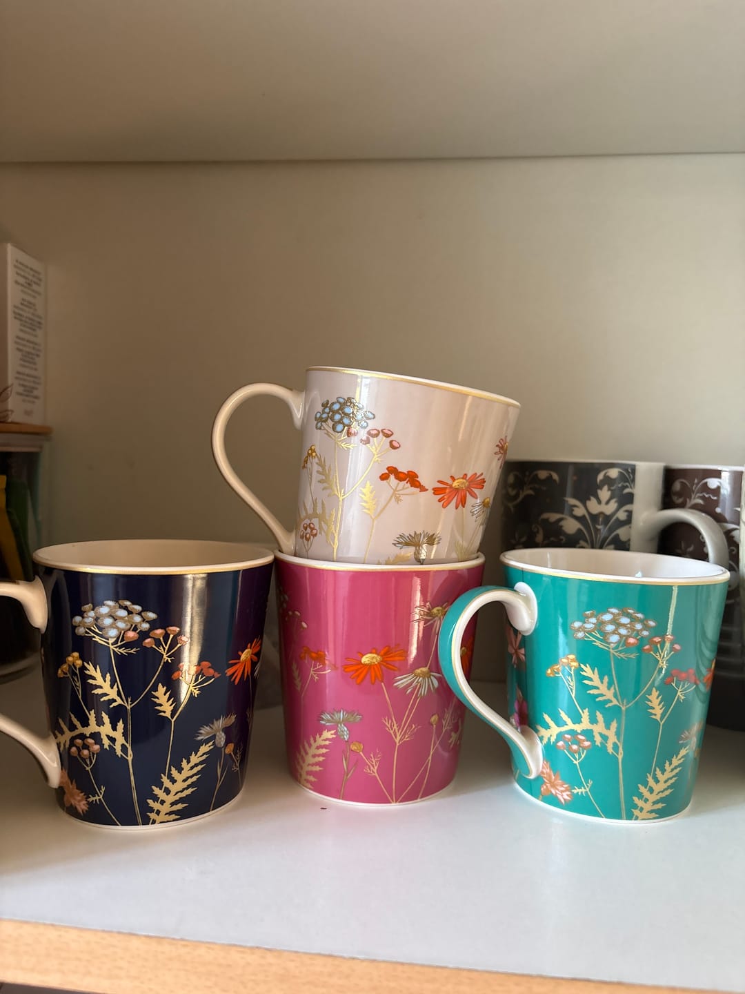 Customer photo review of Aynsley Golden Meadow Set of 4 Mugs