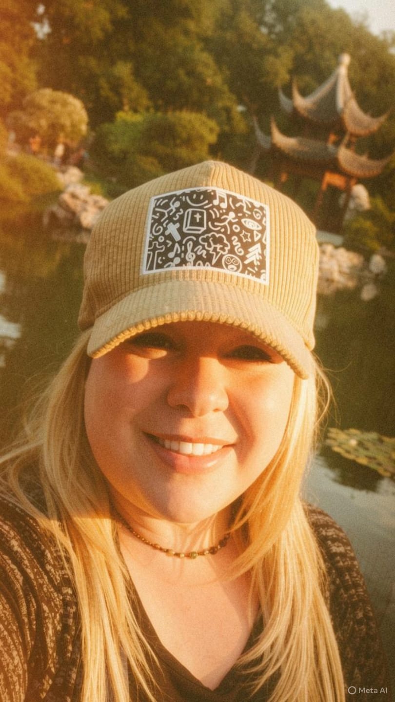 Customer photo review of Floral WRSHP Hat