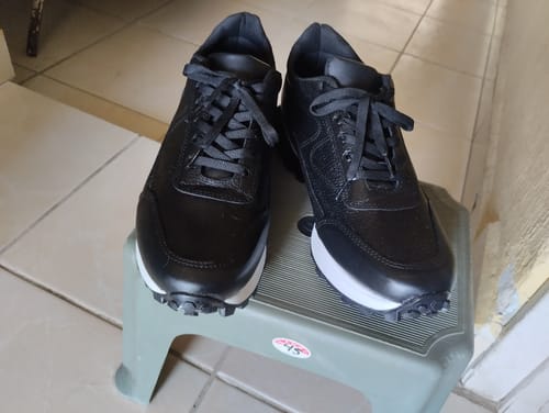 Customer photo review of Tenis Bravo Confort