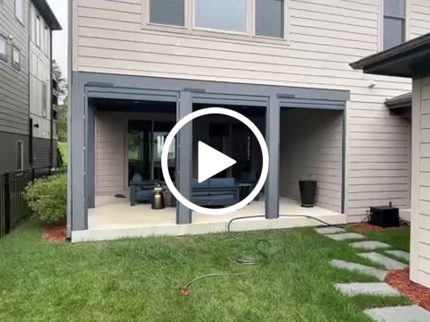 Customer video review of SmartWings Motorized Zipper Track Windproof Outdoor Shades