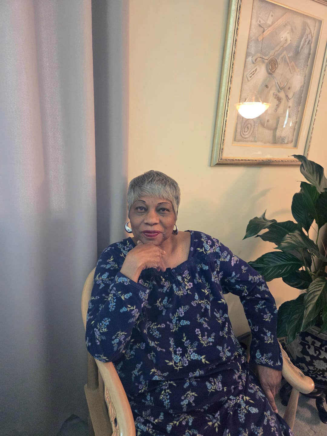 Customer photo review of Foxy Silver Wig MARY