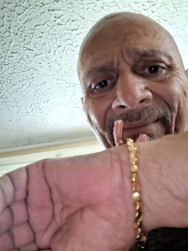 Customer photo review of 100 Mini-Affirmations for Manifesting Anything