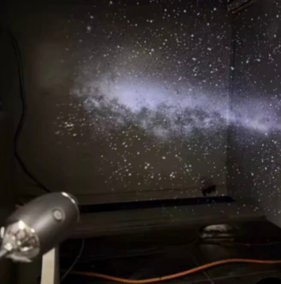 Customer photo review of Galix™ Dream Projector