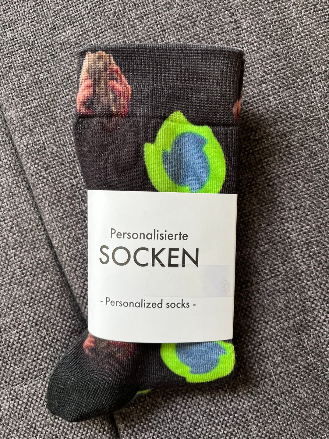 Customer photo review of Eure Fotos - Personalisierte Socken mit Fotoupload von euren Gesichtern für Freunde und Familie