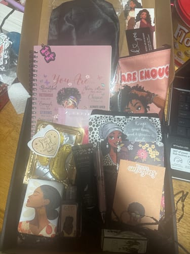 Customer photo review of 3 Scoop Mystery Box