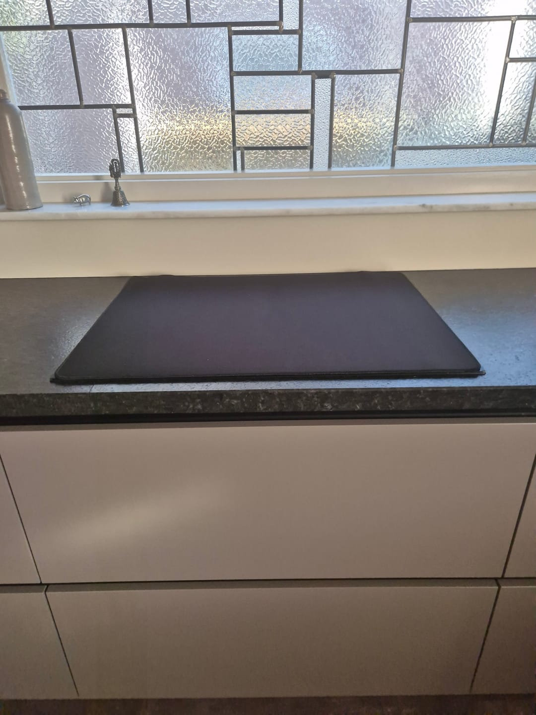 Customer photo review of Inductiebeschermer - 2-in-1 - anti-slip - zwart
