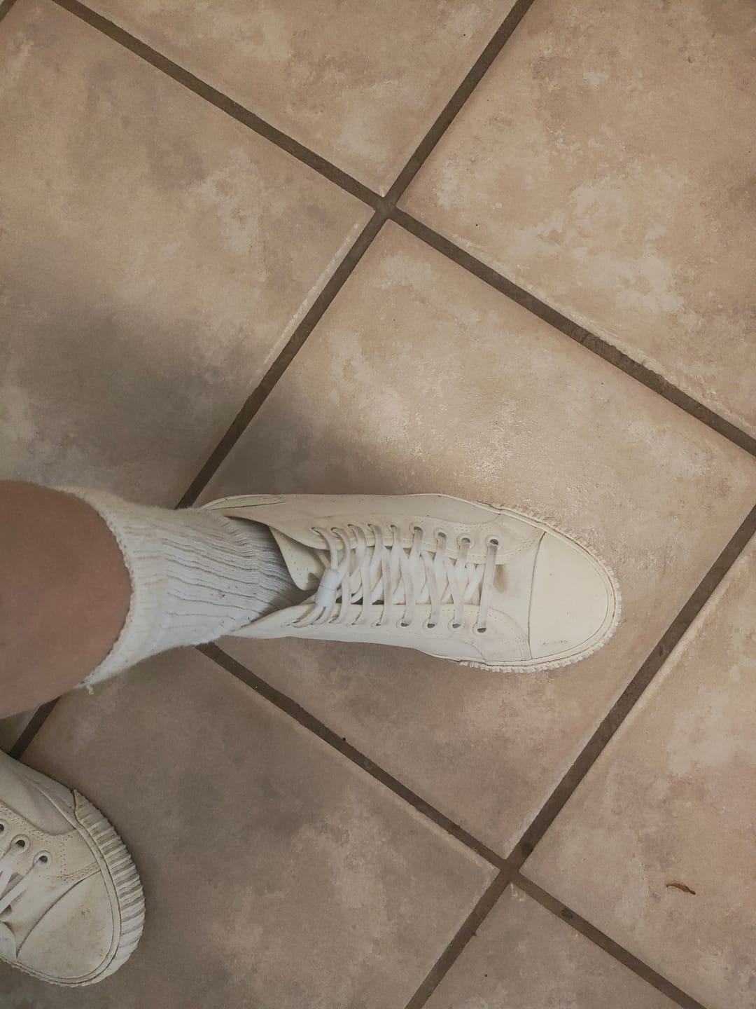 Customer photo review of Center High-Top Sea Salt