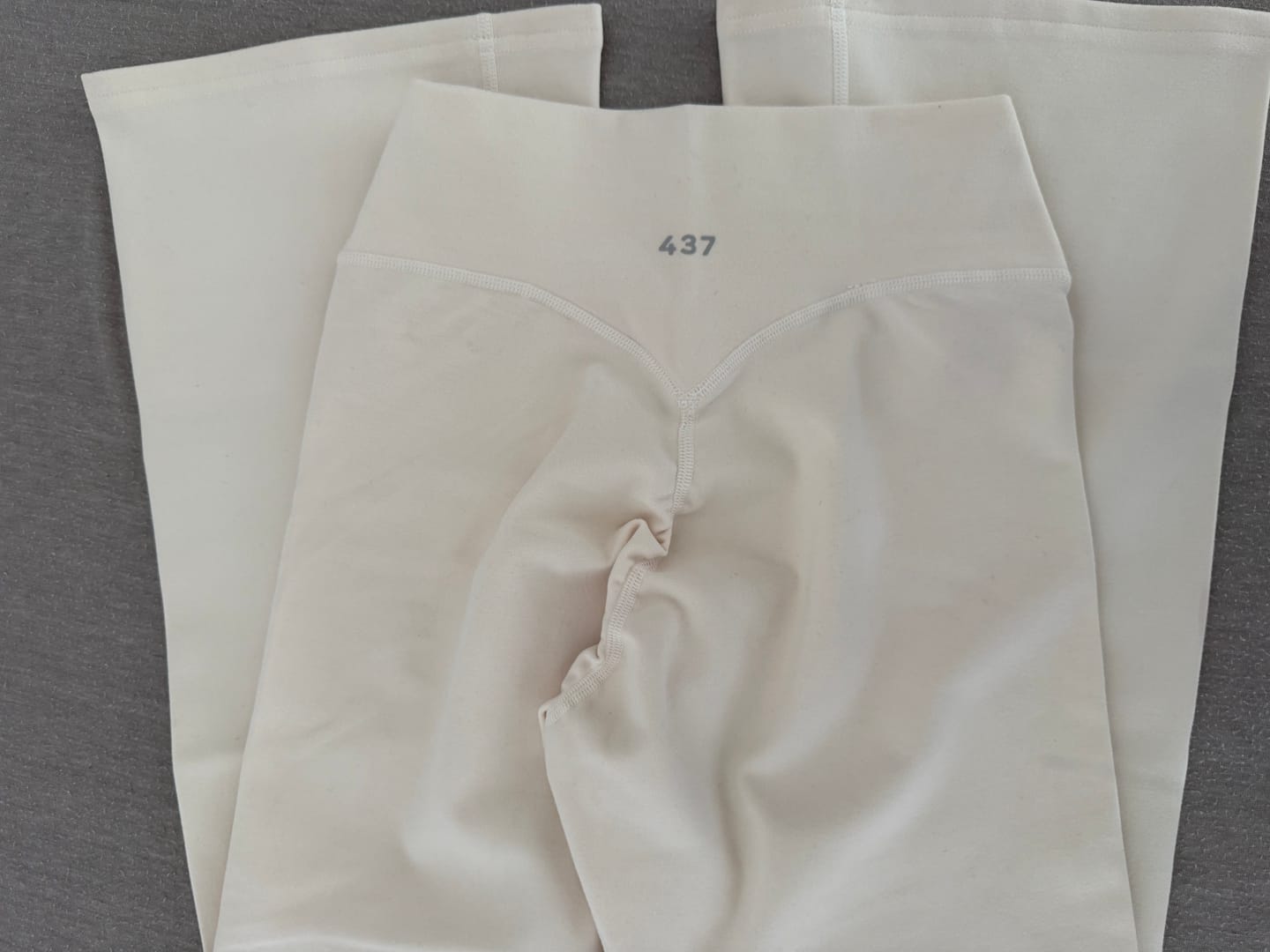 Customer photo review of The Perfect Capri / Cream