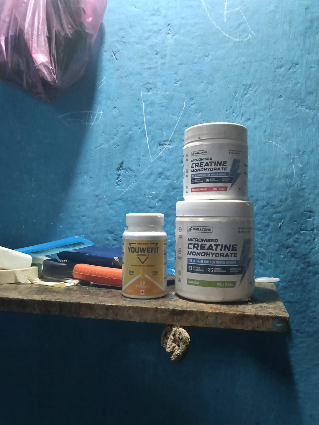 Customer photo review of YouWeFit Omega-3 Fish Oil (30 Capsules), 1250mg + Wellcore Creatine Monohydrate (100gm, 33 Servings)