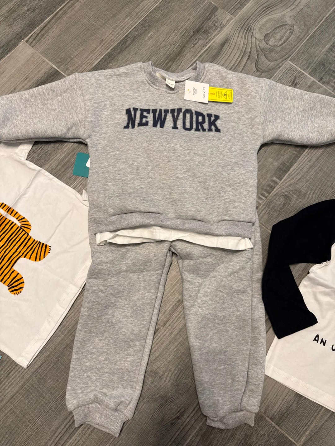 Customer photo review of New York Print Jogger Set