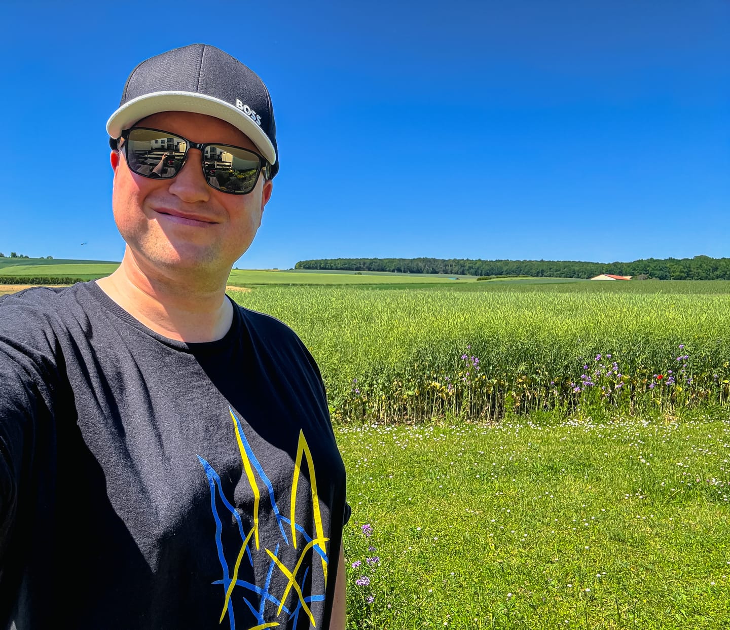 Customer photo review of Abstract Tryzub T-Shirt