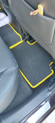 Customer photo review of Auto Fußmatten nach Maß - Komplettset
