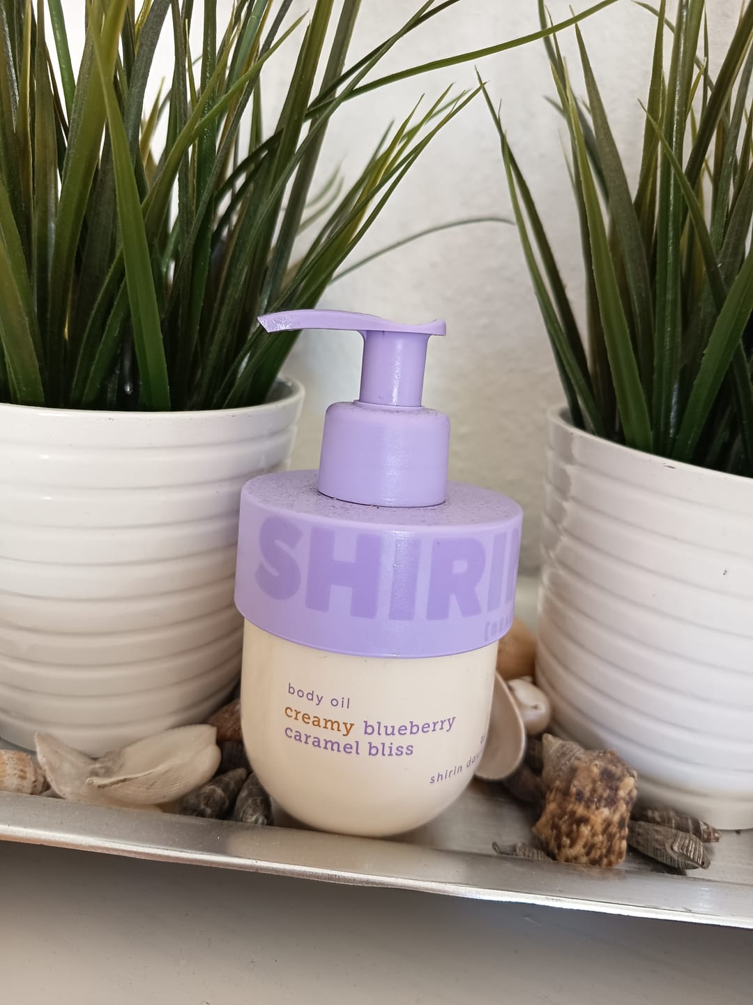 Customer photo review of Body Oil Creamy Blueberry Caramel Bliss