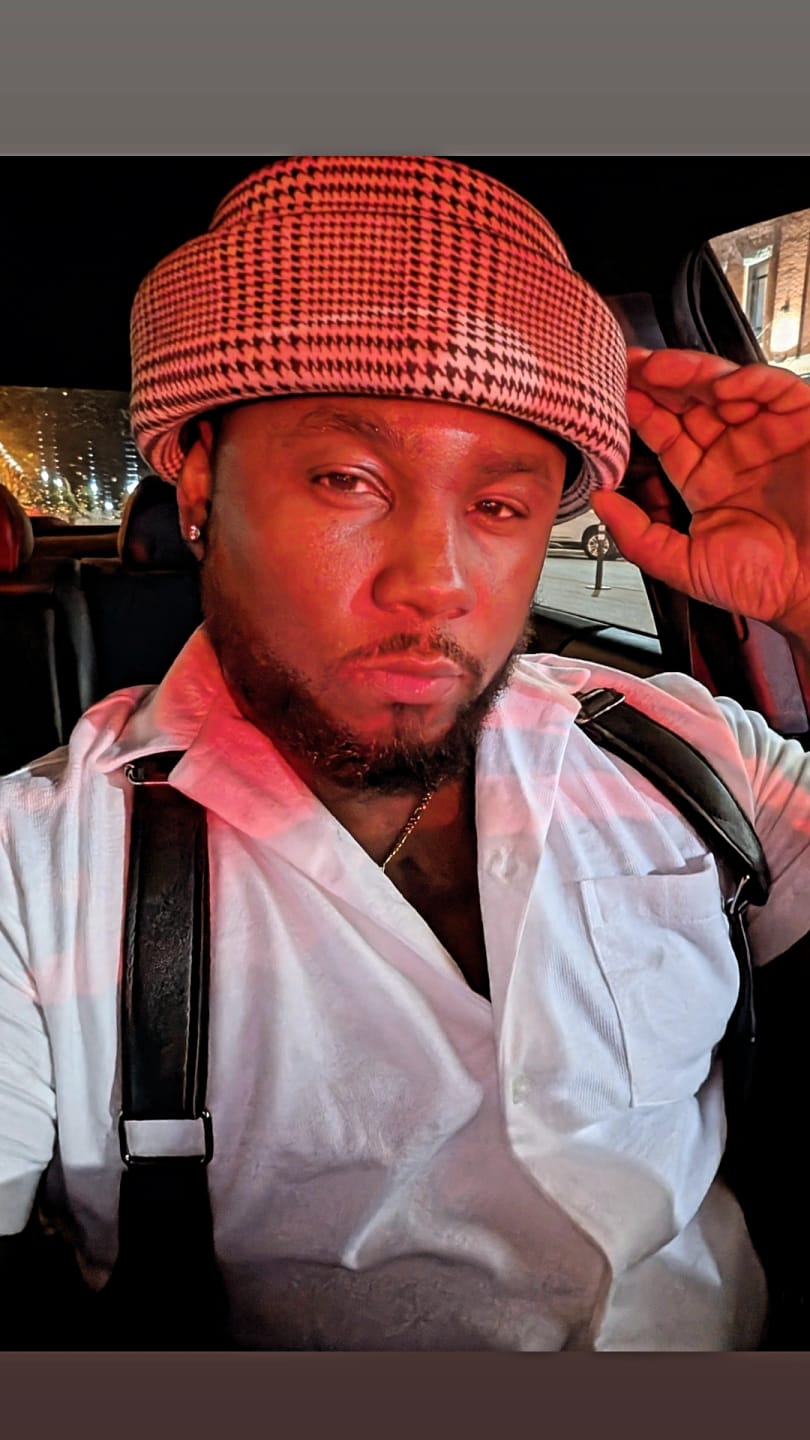 Customer photo review of London Pillbox Hat - Glen Plaid