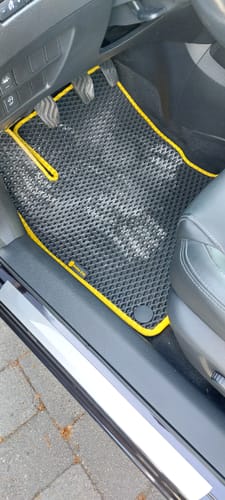 Customer photo review of Auto Fußmatten nach Maß - Komplettset