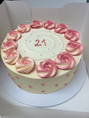 Customer photo review of Traditional cake