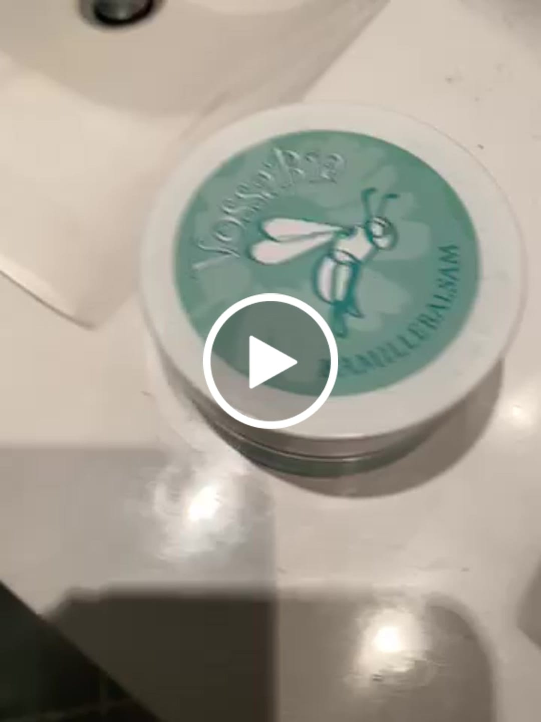 Vídeo reseña de un cliente sobre el bálsamo de manzanilla.