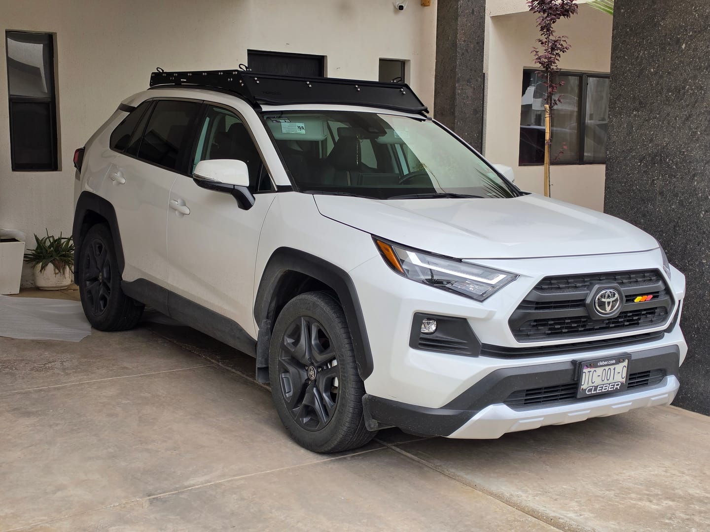 Customer photo review of Rack de Techo para Toyota RAV4