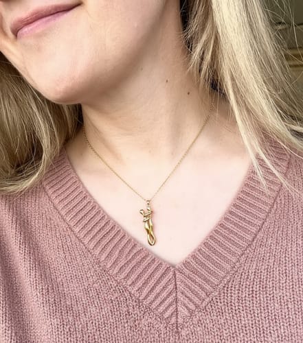Customer photo review of Le Collier Étreinte
