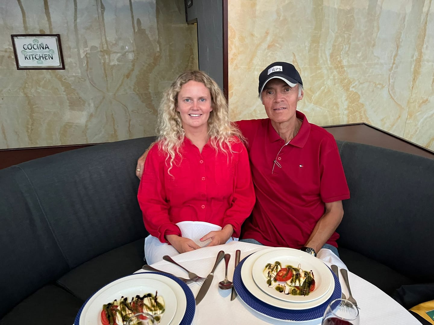 Customer photo review of Menú Golden