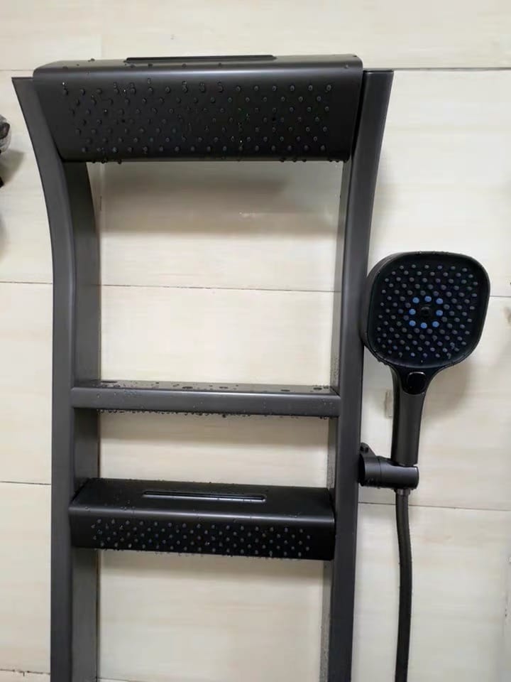 Customer photo review of Modern Bathroom Shower Set with Premium Shower Features