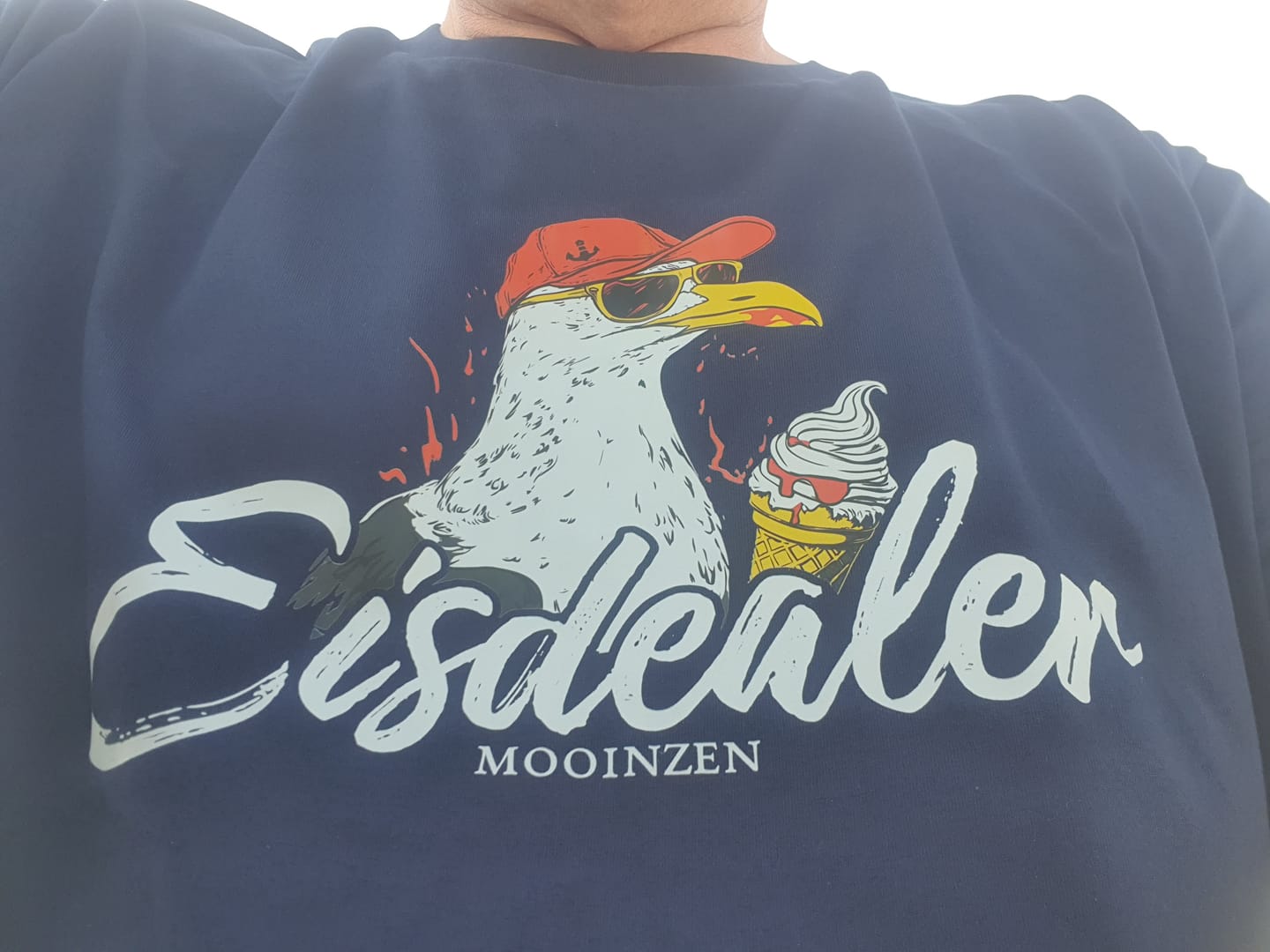 Customer photo review of Mir reicht's ich geh Segeln · Herren Premium Bio T-Shirt