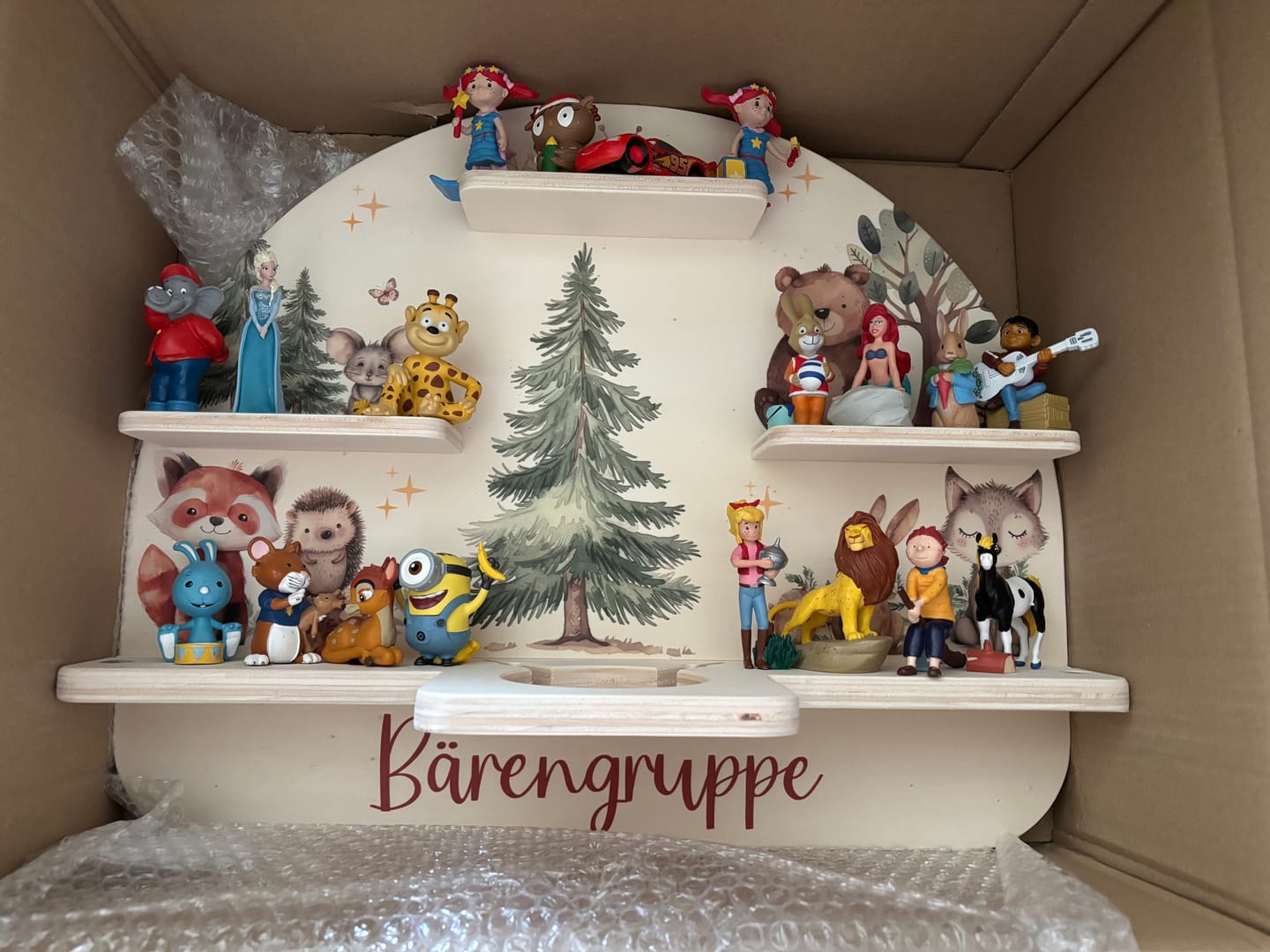 Customer photo review of Tonie Regal aus Holz, Toniebox Regal personalisiert fröhliche Waldtiere