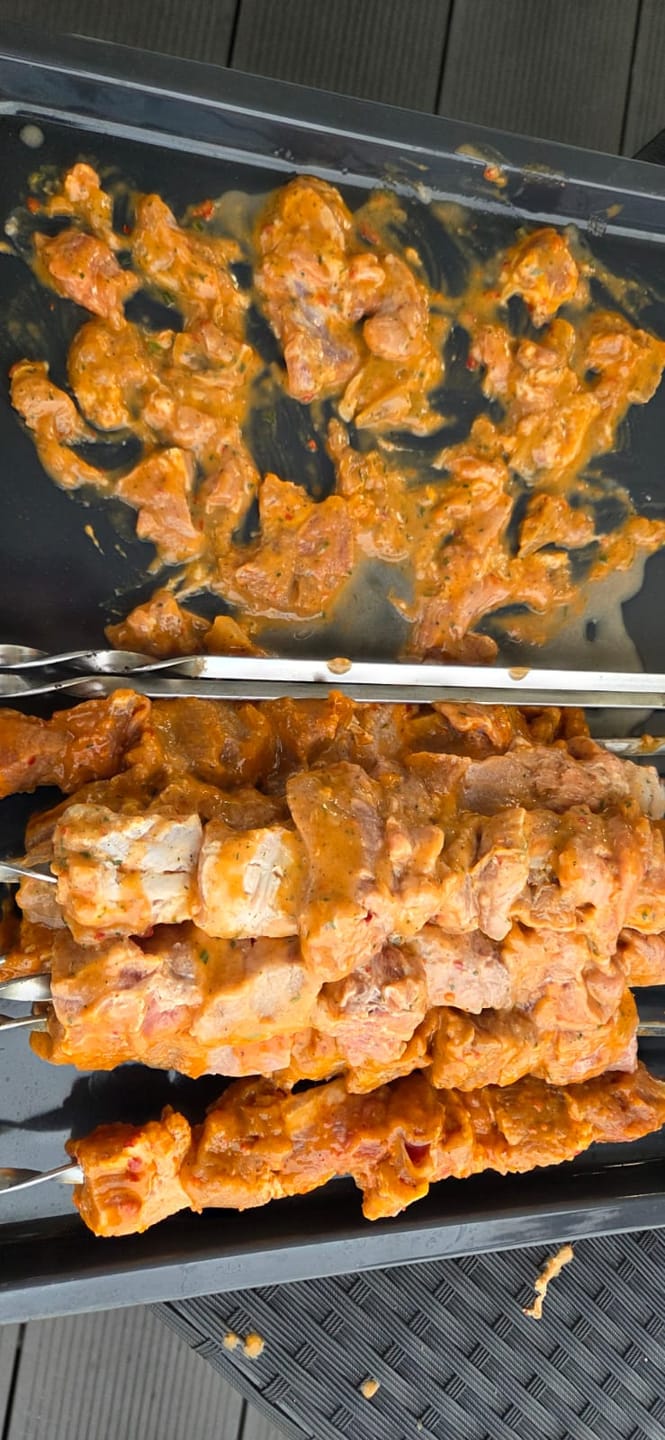 Customer photo review of Schweine-Schaschlik Original - Mayonnaise Zwiebel Kräuter Marinade | mySchaschlik