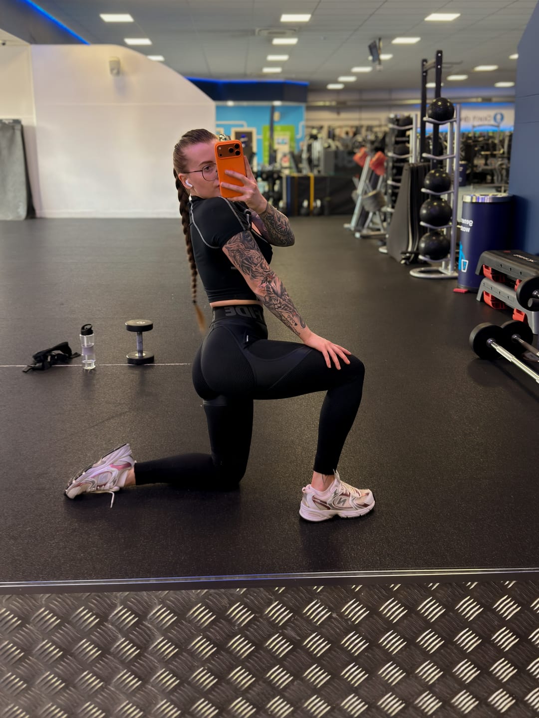 Customer photo review of Leggings Extra Sex Push-Up Black Skin