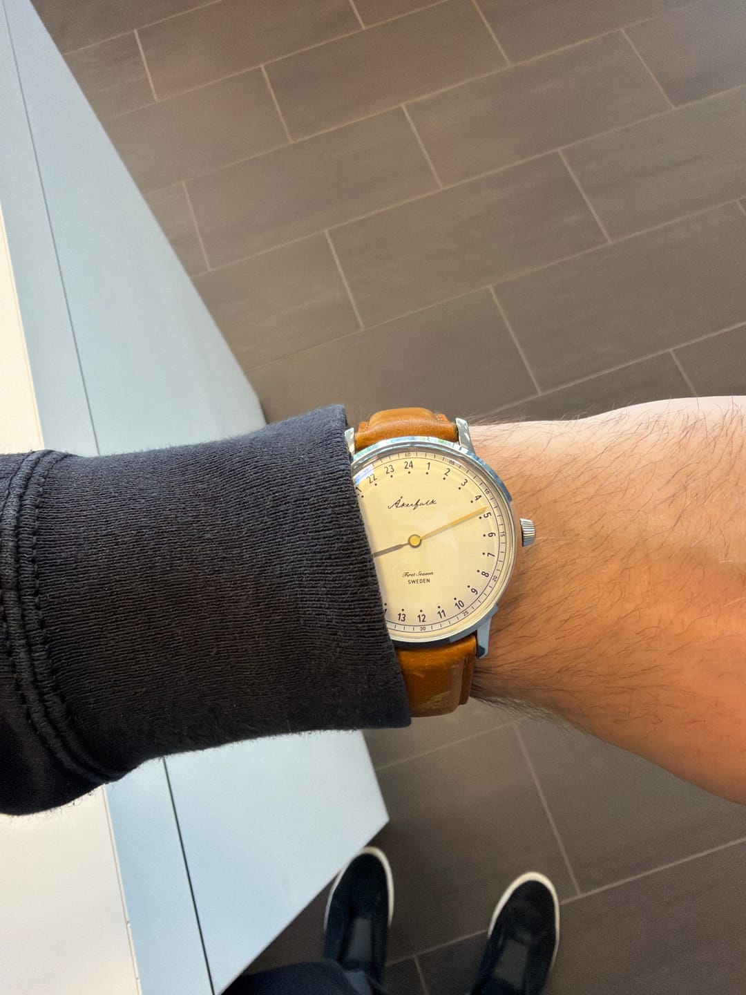 Customer photo review of First Season Silver White with Lt Brown Leather