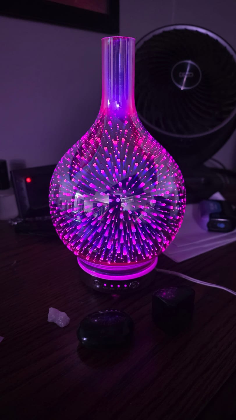 Customer photo review of Oil Aroma Diffuser 3D Glass