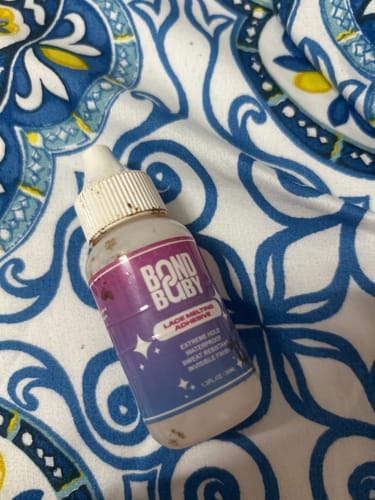 Customer photo review of Bond Baby Lace Melting Adhesive – Extreme Hold & Invisible Finish