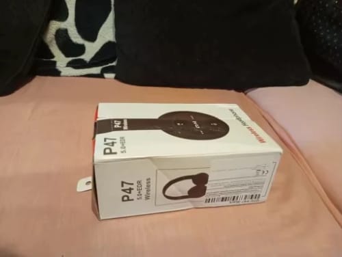 Customer photo review of Lenovo Foldable Wireless Bluetooth Over-Ear Headphones with Noise Isolation