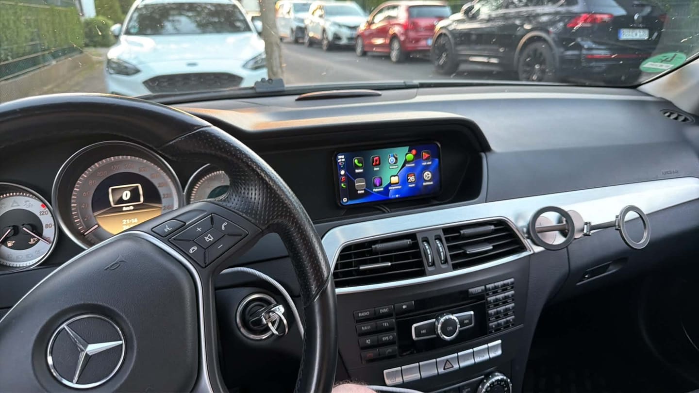Customer photo review of CarpodGo Mini