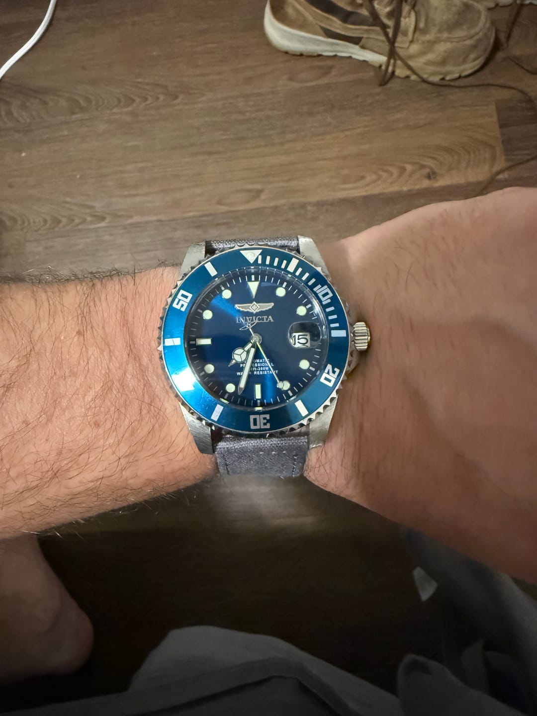 Customer photo review of CanvaSoft 2.0 - Slate Gray