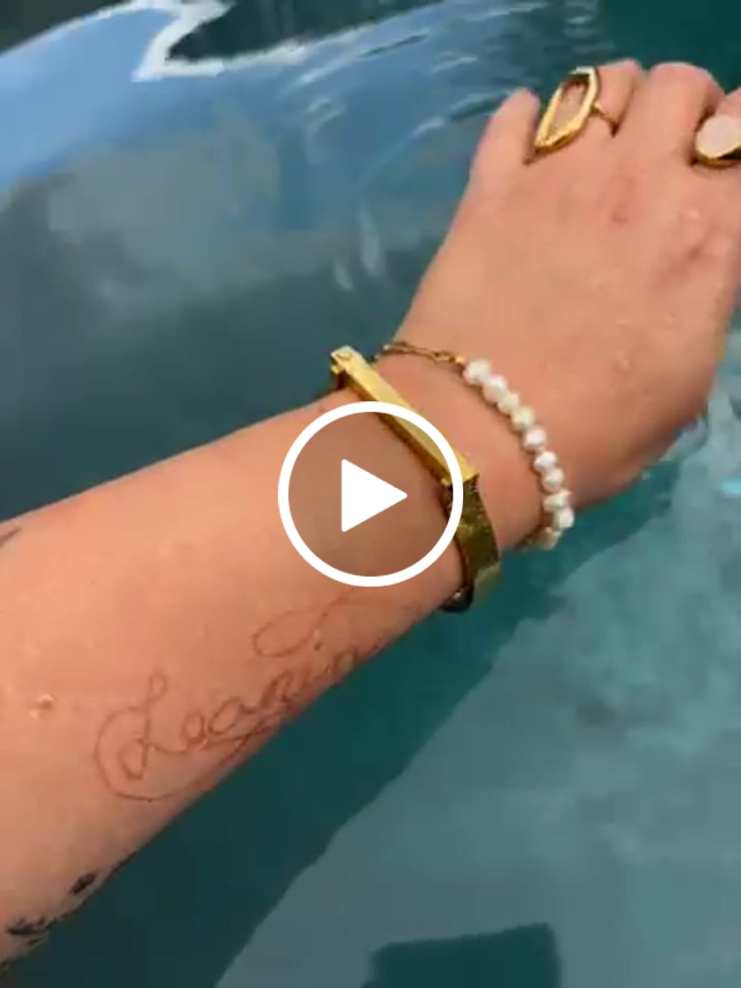 Customer video review of Dune Bracelet (Bundle)