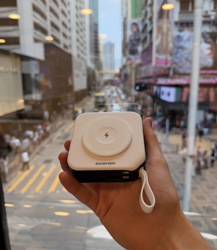Customer photo review of Dashed TravelPod® (5-in-1 Travel Charger)