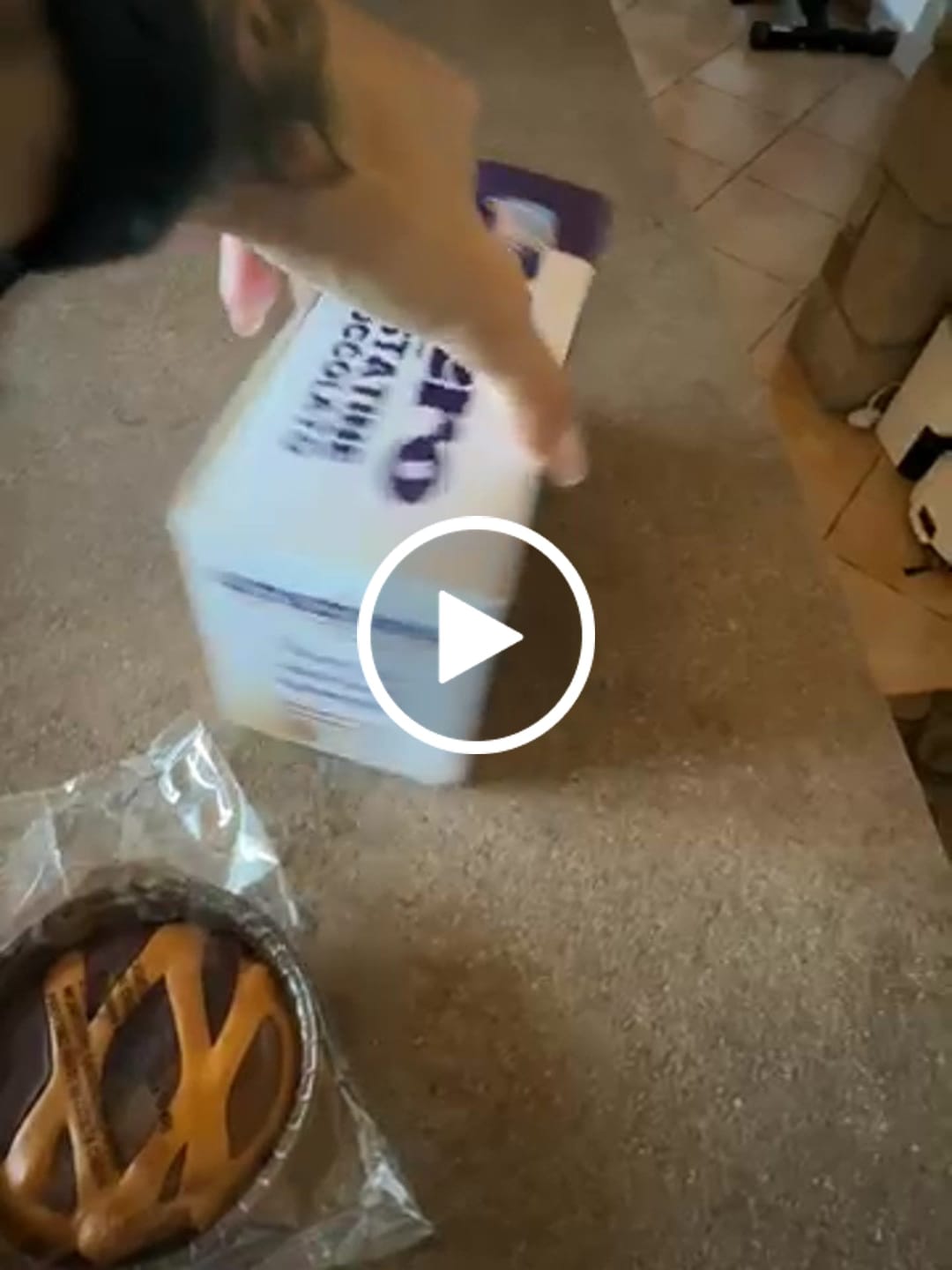 Customer video review of Crostatine con crema al cioccolato