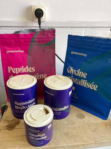 Avis d'un client : la Glycine cristallisée en sachet bleu avec d'autres produits Greenwhey.
