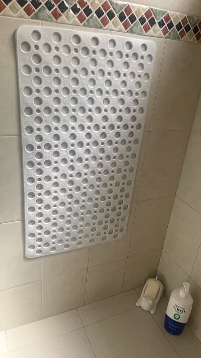 Customer photo review of Secure Shower Mat | Non-Slip & Antibacterial