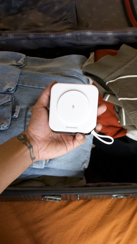 Customer photo review of Dashed TravelPod® (5-in-1 Travel Charger)