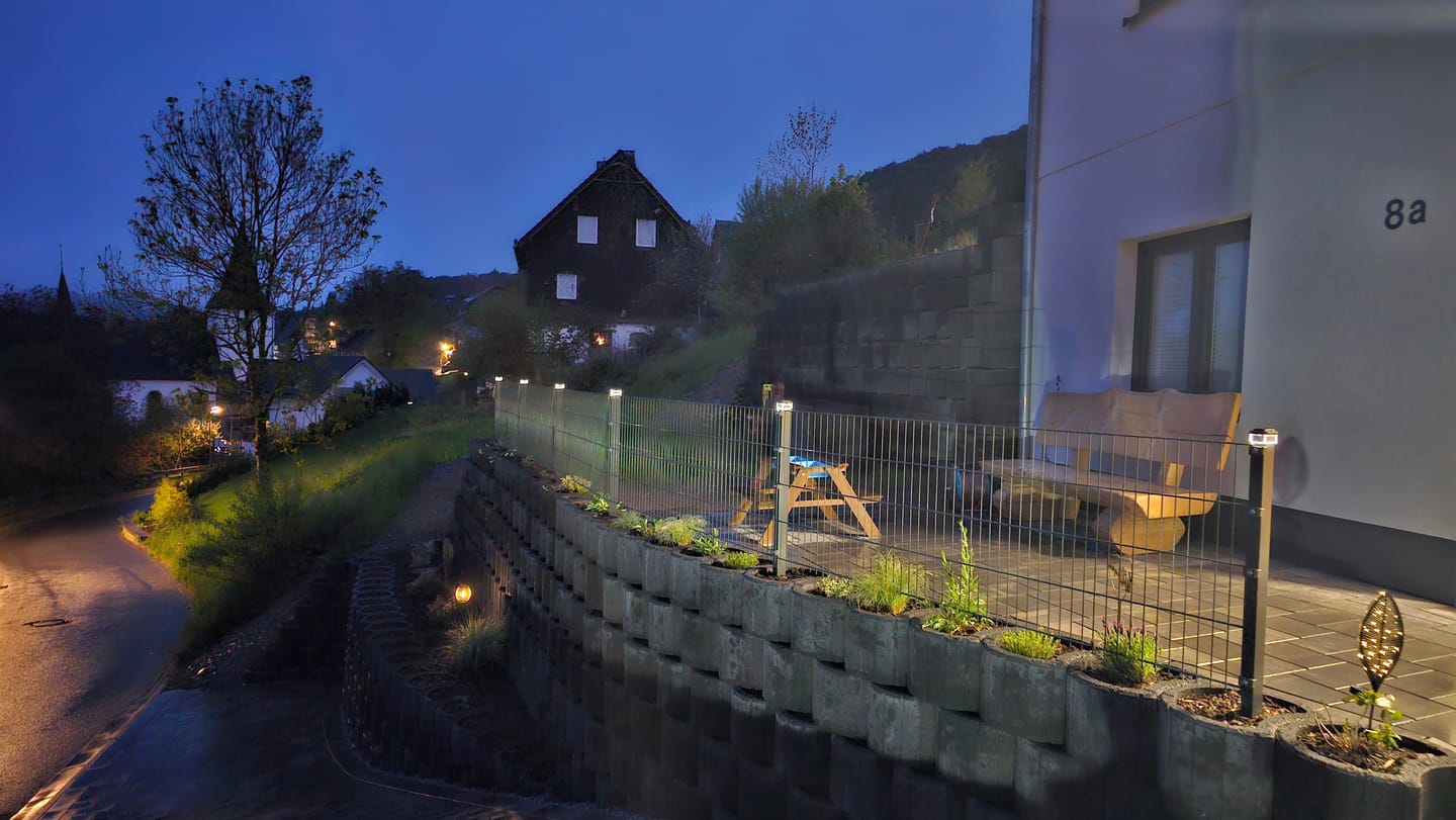 Customer photo review of 6040 Solar Zaunleuchte LED - 60X40mm