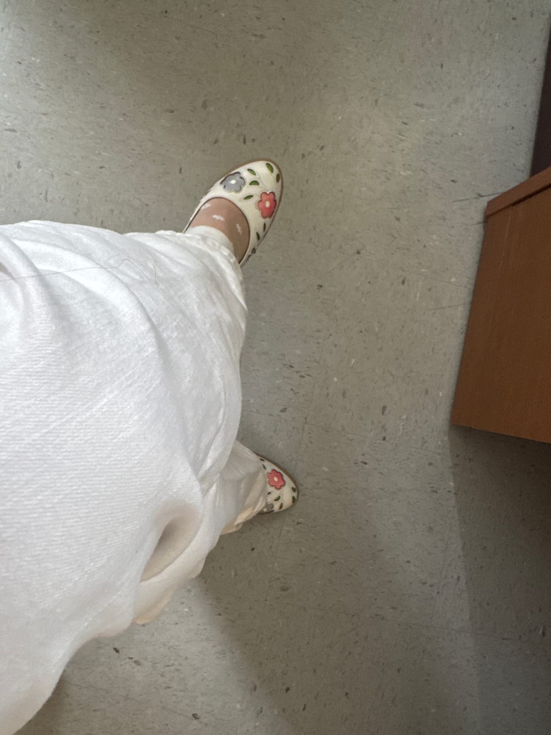 Customer photo review of Retro Blossom Elegant Pumps